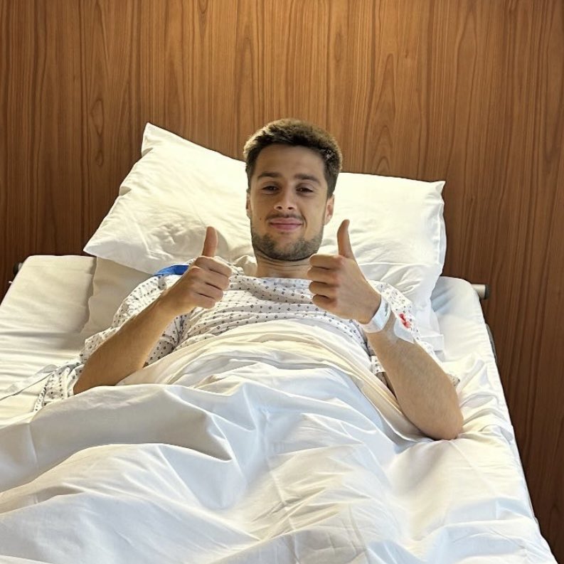 Leeds United tweet media