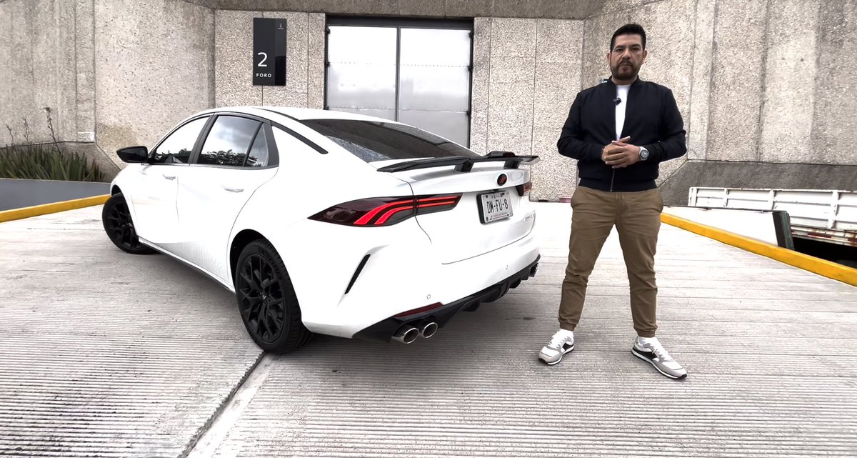 Hoy en Autos en Imagen te mostramos al renovado Dodge Attitude, nada que ver con las anteriores generaciones: youtu.be/Ck0Id23z8uE?si… <a href="/DodgeMX/">DODGE</a> <a href="/StellantisMX/">Stellantis México</a>