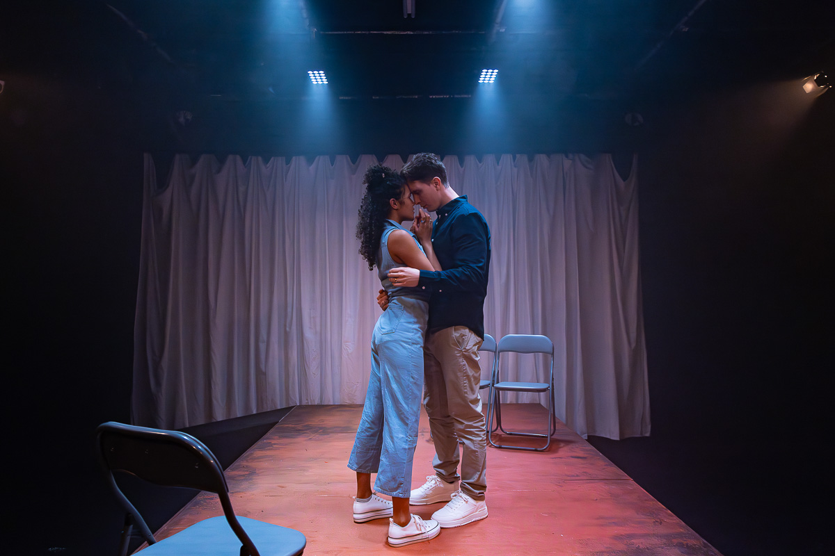 What if you could live forever? That is the premise of 'Foreverland', a brilliant new play by <a href="/EmmaHemingford/">Emma Hewitt</a> now playing at <a href="/swkplay/">Southwark Playhouse</a> Borough that tackles the big questions with humour and heart.
Here's our ⭐️⭐️⭐️⭐️ review:
allthatdazzles.co.uk/post/review-fo…