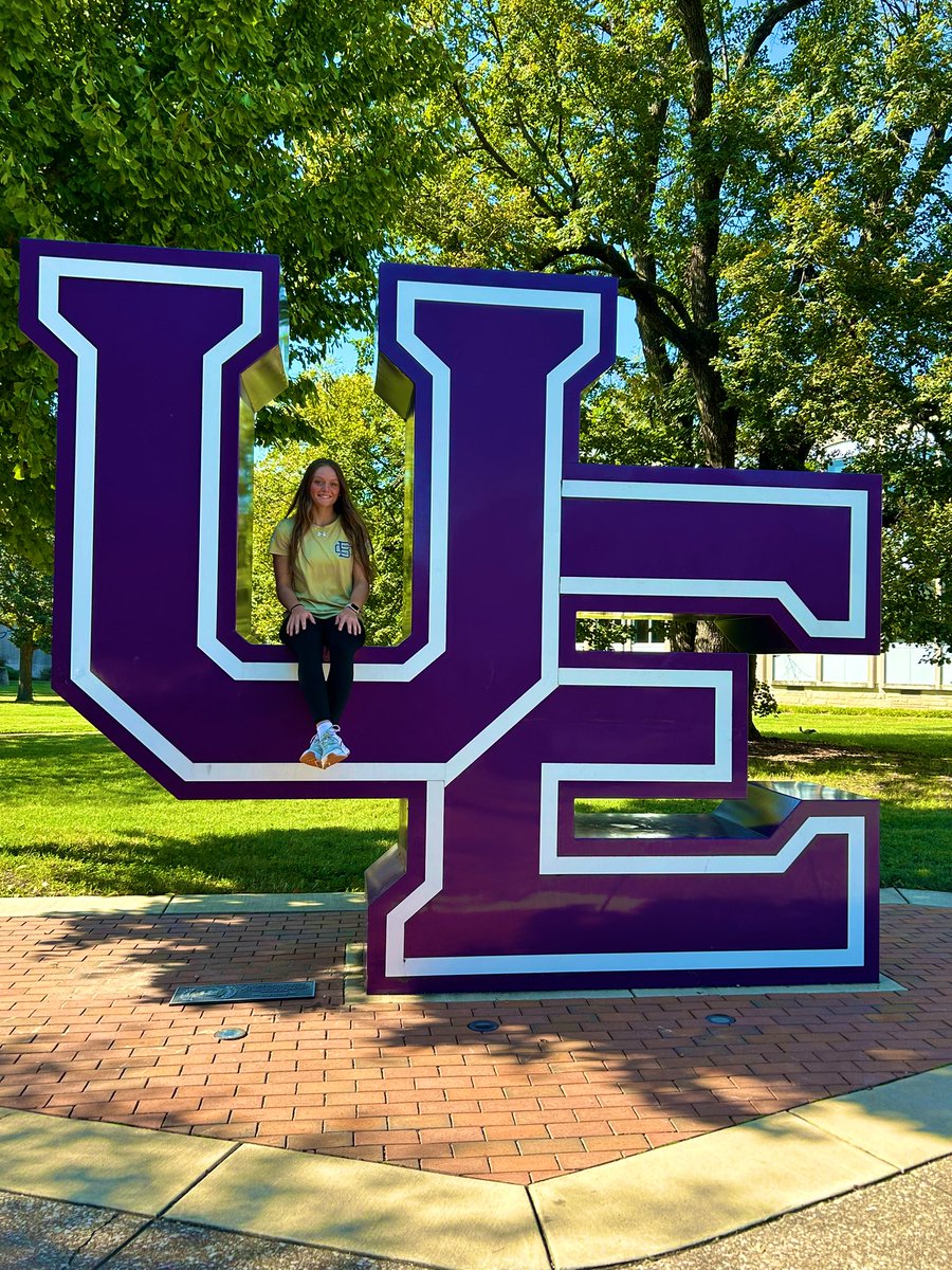 TannaHowe_12's tweet photo. Big thank you to @UEAthletics_SB for a great visit! Thank you again, @Coachmun and all the coaching staff, and lastly the players for an amazing time. Go Purple Aces! 🧡💜 @JWall1820 @ericsjayhawks @BillyBaber3 @bcpepperswall @coachowe https://t.co/h7oxTiAPPK