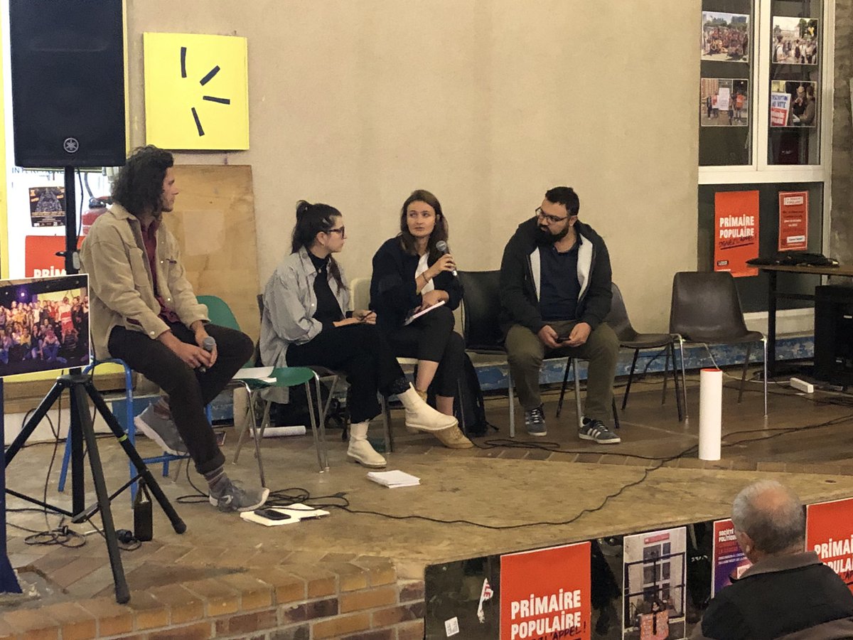 « Il est temps que les partis comprennent que la gauche se n’est pas qu’eux. C’est eux, mais c’est nous aussi » <a href="/coline_serra/">Coline Serra</a> au lancement du libre bilan de la #primairepopulaire <a href="/LesVictoiresPop/">Victoires Populaires</a>