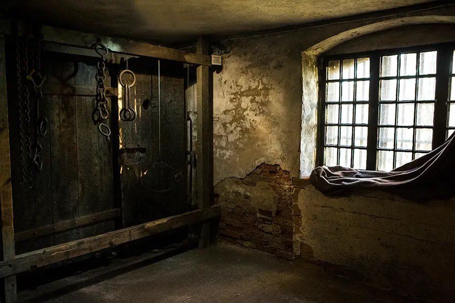 Tonight’s location. Super excited to investigate this location again. The Galleries of Justice.