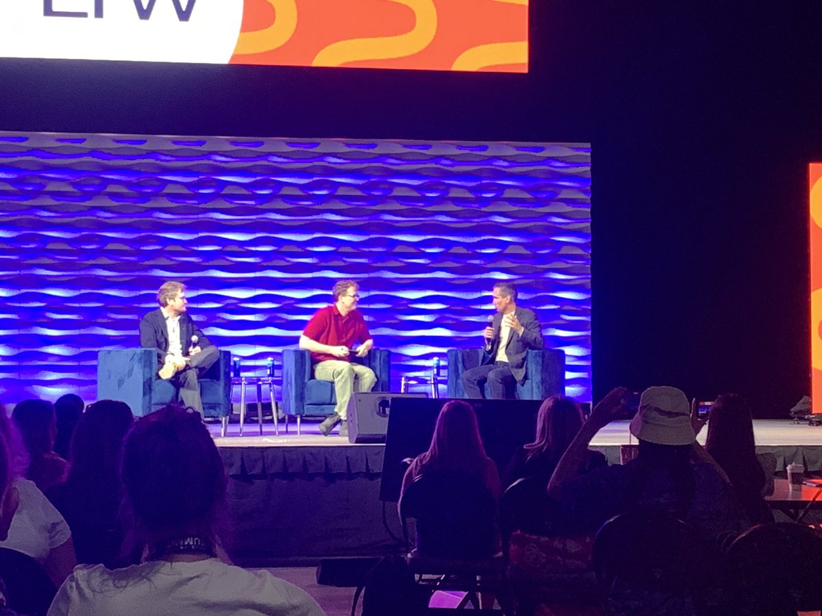 tinker_tree's tweet image. OMG John and Hank Green are so much fun- I can’t believe this is their first time presenting together! We are lucky! #PLTWSummit