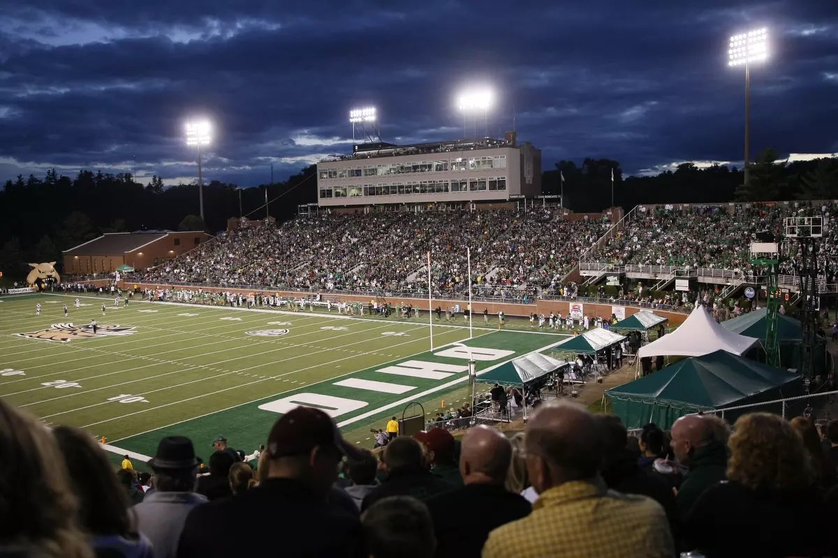 #AGTG Blessed and honored to receive an offer from Ohio University 🟢⚪️
<a href="/CoachIzzy1/">Scott Isphording</a> <a href="/ThardiN1235/">Ty Hardin</a> <a href="/MHAYG00D/">Matt Haygood</a> <a href="/Coach_TWard/">Trey Ward</a> <a href="/QBC_Nashville/">QB Country Nashville</a>