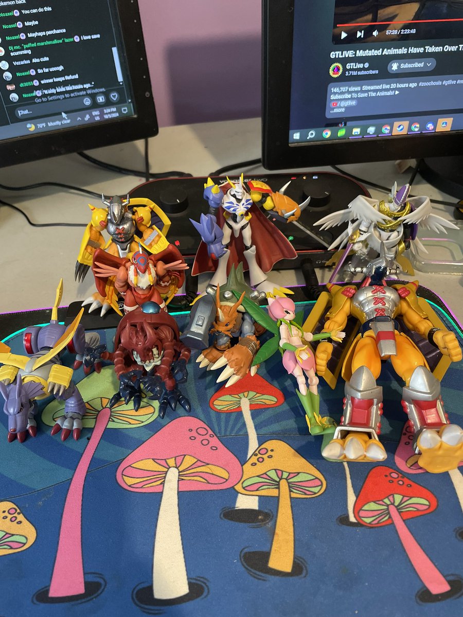 GruntCatcher's tweet photo. Look what I found at a toy fair today! For $2 each!! https://t.co/8dUc2J6SCu
