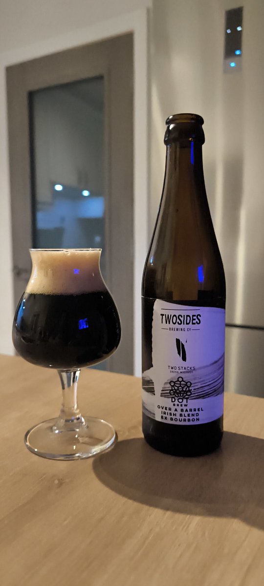 Starting #Stouturday off with a pair of beauties. First up is Over A Barrell Irish Blend Ex Bourbon a collaboration from <a href="/twosidesbrewco/">Two Sides Brew Co</a> <a href="/DOT_Brew/">DOT brew</a> aged in <a href="/TwoStacksWhisky/">Two Stacks Whiskey</a> Barrel for 6 months. I'll be popping into the <a href="/brickyard_d16/">Brickyard Gastropub</a> on Friday to see what what's next <a href="/ErwinPollard/">Erwin Pollard</a>