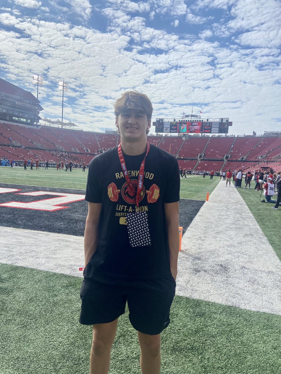 sutton_gutting's tweet image. I had a great time at the @LouisvilleFB game today. Thanks for having me! @JeffBrohm @Coach_RWallace @wcsRHSfootball @wcsRHSstrength @BuckFitz @jaxon_rose8 @NCEC_Recruiting