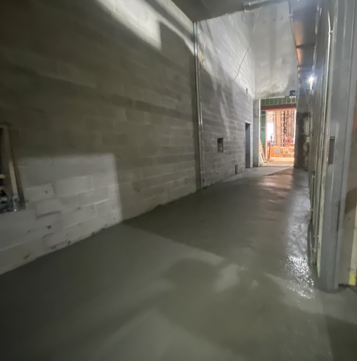 CCreteTech's tweet photo. We are thrilled to officially announce the development and pouring of the world’s first granite-based concrete - free from Portland cement and its CO2 emissions - at a supertall building in NYC. 

Thanks to the C-Crete team for their unparalleled commitment: so far, C-Crete has introduced and poured various Cement-free Concrete (C-Crete) products based on basalt, zeolite, and now granite. Each of these products represents a world record following the 200-year reign of carbon-heavy limestone-based portland cement concrete. The reserves of each rock sit on every continent, and their deposits are on par with or exceed those of limestone.

C-Crete founder, Rouzbeh Savary, shared the following: "Regarding 270 Park Ave in Manhattan, the new global HQ of @jpmorgan, I first became familiar with Lord Norman Foster’s aesthetically designed structures about 26 years ago. Captivated by their majesty - his Millau Viaduct was the cover of my presentations for years - I followed my passion for material design and discovery of the elementary units that hold up such magnificent structures. Now my “material design” breaks into his “building design”! immense joy… Even if it is small for now, every giant leap begins with a small step."

Many thanks to the following for helping this pivotal pour in Manhattan: Allan Paull, Max Driscoll, and Jeremy Williams at @AECOMTishman; Fortunato Orlando at Severud Associates; Chris De Luca at @tishmanspeyer; Michael Prince at JPMorganChase; Michael Zagula and Constantine Quadrozzi at @SRMCONCRETE; and others. History will remember you as harbingers of sustainable supertall buildings. Looking forward to the day we pump cement-free concrete to the last floor, touching the sky!

Press release is here: https://t.co/jzzR1kMuBX

Photo Credits: @FosterPartners, C-Crete Technologies and NYC Constructors.