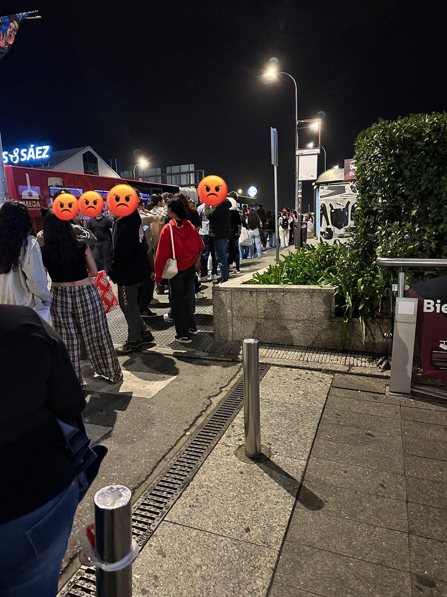 Naftalina Coruña 🚍 tweet media