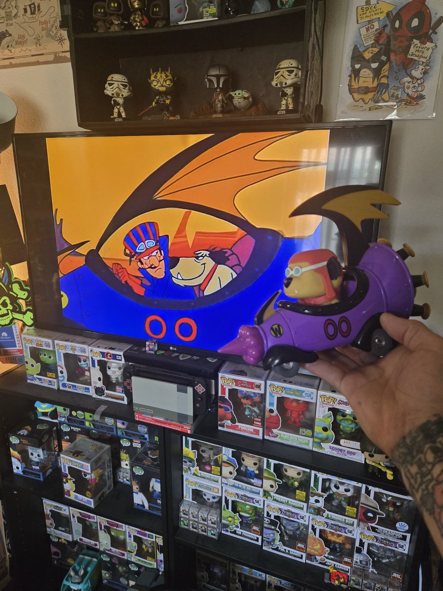 Hey everyone! I know times are challenging but what happened to fun pics? Who cares if there's no incentive to win something, but i miss seeing ideas the #funkocommunity would come up with for pictures!