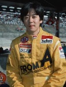 Gp2Joey's tweet image. 16/2/1994
#F1 News

FIRED NAKAYA RETURNS TO ZAKSPEED!

Having been fired only 3 days ago, @East_ZakSpeedF1 have announced Akihiko #Nakaya will step in to cover his replacement Naoki #Hattori who remains stranded in Bangladesh after getting the wrong plane!
What drama already!