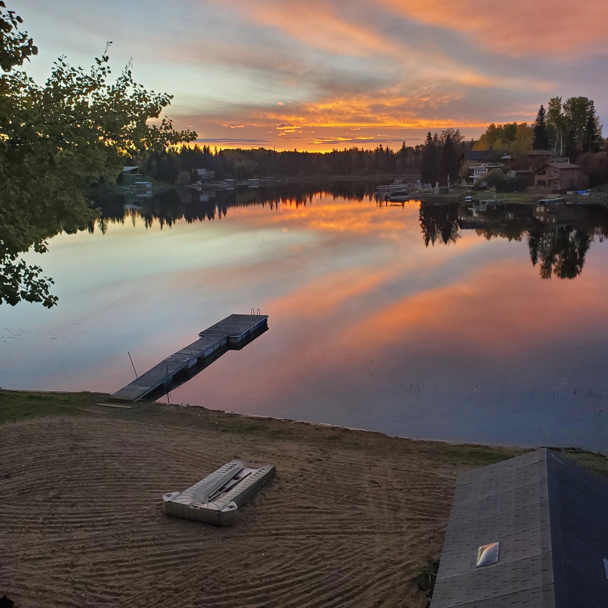 Another beautiful evening at Island Lake.