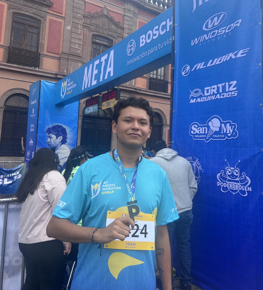 armandoccv_'s tweet photo. Se me olvidó subir que lo logramos, el otro año seremos mejores 🫡 https://t.co/O626K2vj9i
