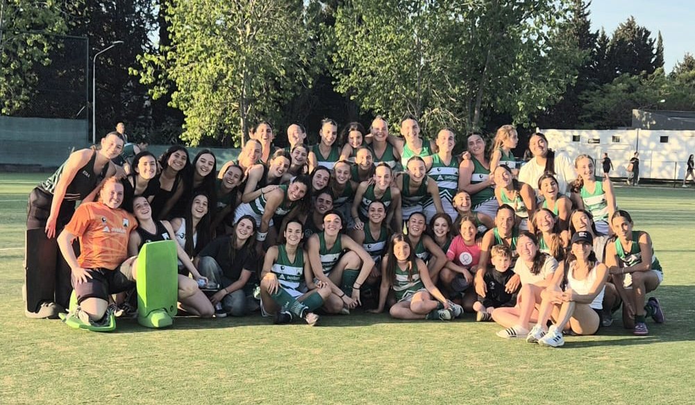 ferrocarriloest's tweet photo. #HockeyFemenino 🏑 Resultados
22° Fecha
1°B
#BancoNación 3 - #Ferro 3 (📷) (Ambrosini x 2, M. Santa María)
1°E Zona 2
#Ferro "B" 1 (Pirolo) - #Ducilo "B" 0
1°F Zona 4
#Ferro "C" 0 - #ULP "D" 1
24° Fecha
1°G Zona 1
#TigreRC "B" 2 - #Ferro "D" 2 (Campana, Martínez Arrizabalaga) https://t.co/GukqrenbDJ