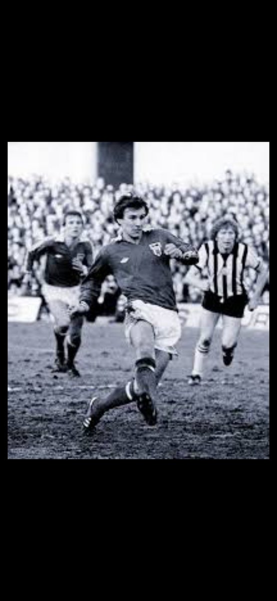 Peter Rowell (@pete_rowellsafc) on Twitter photo <a href="/ThisIsWearside/">🚩This Is Wearside 🏳️</a> My Dad, my best mate and my hero, the reason I'm sunderland till I die. He was born a sunderland fan, worked his heart out to play for the club he loves, slayed the mags, and he always tells me he still can't believe how lucky/ proud he was just to be able to put on our shirt <a href="/ThisIsWearside/">🚩This Is Wearside 🏳️</a> My Dad, my best mate and my hero, the reason I'm sunderland till I die. He was born a sunderland fan, worked his heart out to play for the club he loves, slayed the mags, and he always tells me he still can't believe how lucky/ proud he was just to be able to put on our shirt