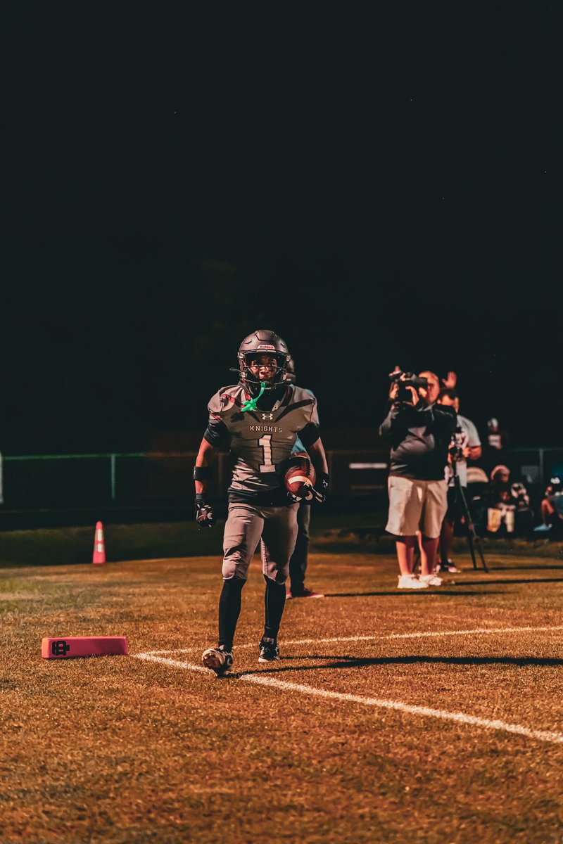 Mid season film
17 rec 208 yards 4 tds 41.6 y/g
8 punt returns 168 yards
1 kick return 38 yards
206 total return yards 
417 all purpose yards

hudl.com/v/2QHaiP