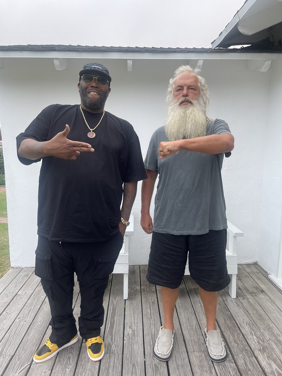 KillerMike's tweet photo. Thank you @rickrubin, one of my childhood heros for having me on @tetranow, cant wait for yall to hear this convo! #Pennon #Pennoniswinning
🛐 #SongsForSinnersandSaints https://t.co/J8s9uSRwtU