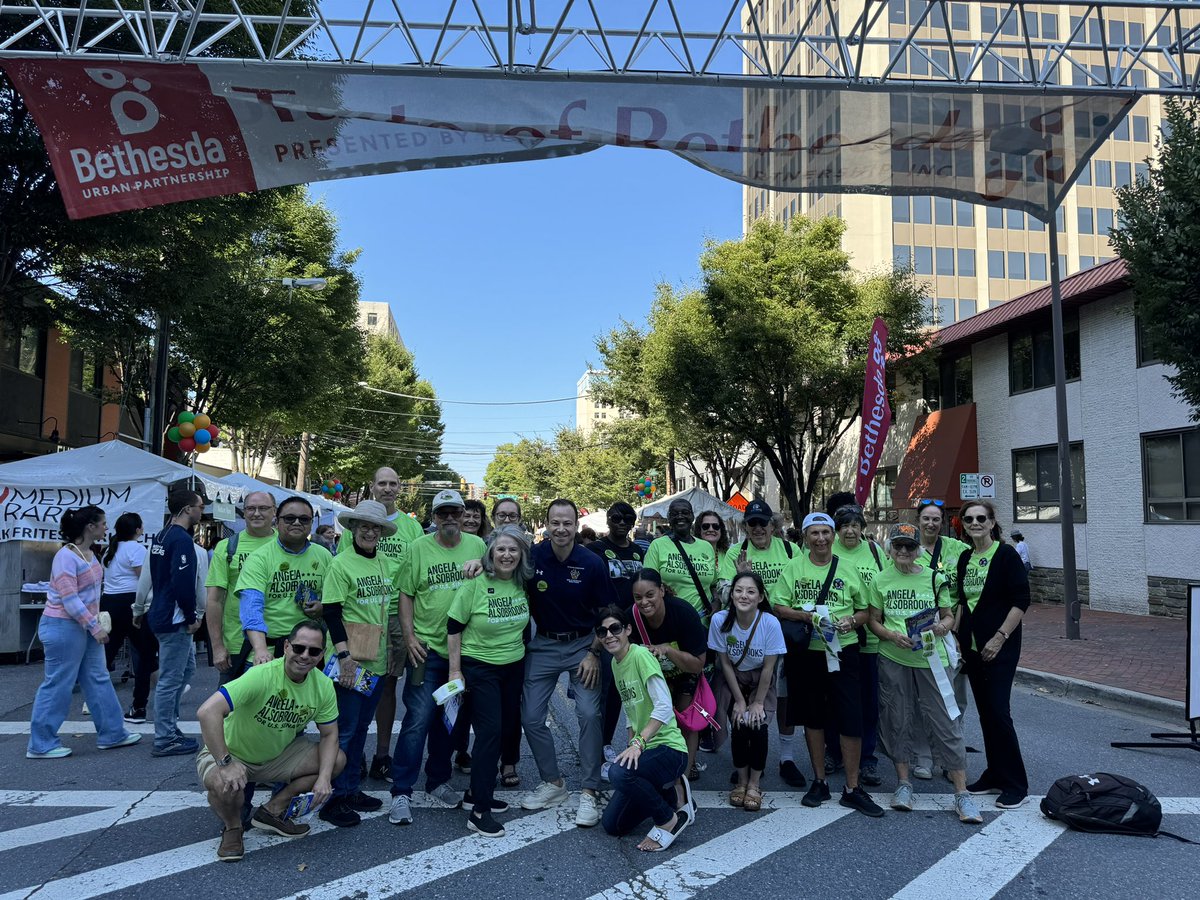 SusanWTurnbull's tweet photo. Team @AlsobrooksForMD was all over Taste of Bethesda! The response was terrific - Bethesda is #AllinforAlsobrooks https://t.co/Sno8zd6l1i