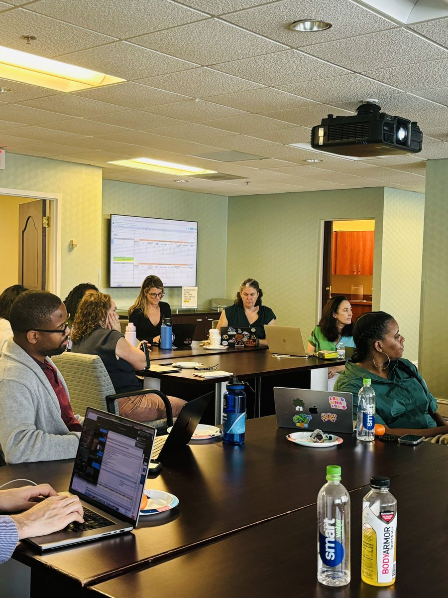 Sheneka Williams tweet media