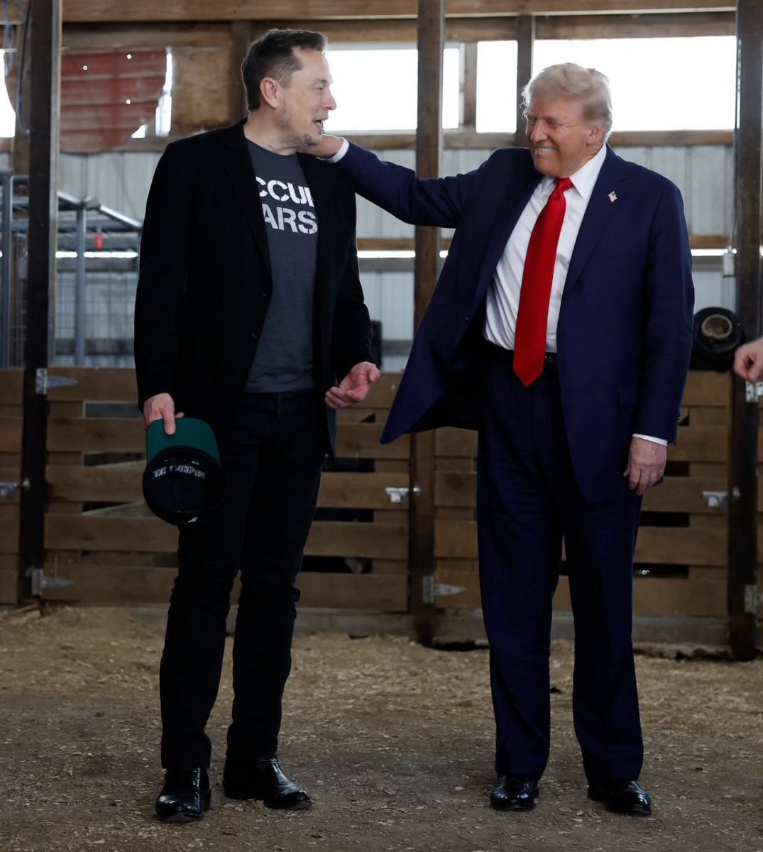 ericbolling's tweet image. *CAPTION CONTEST!!

(best responses will be on the “BOLLING!” show Monday):