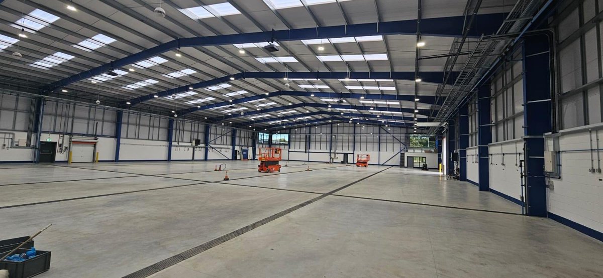 FortVale_'s tweet photo. New building complete and ready to move the equipment in. Not long now until it will be fully operational 🏭 

#uk #fortvale #engineering #manufacturing #british #investment https://t.co/7gQJ2dDBW8