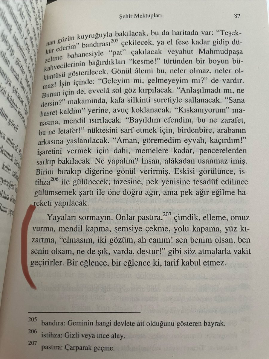 “Edep adap kalmadı”
O sırada Osmanlıda flirting