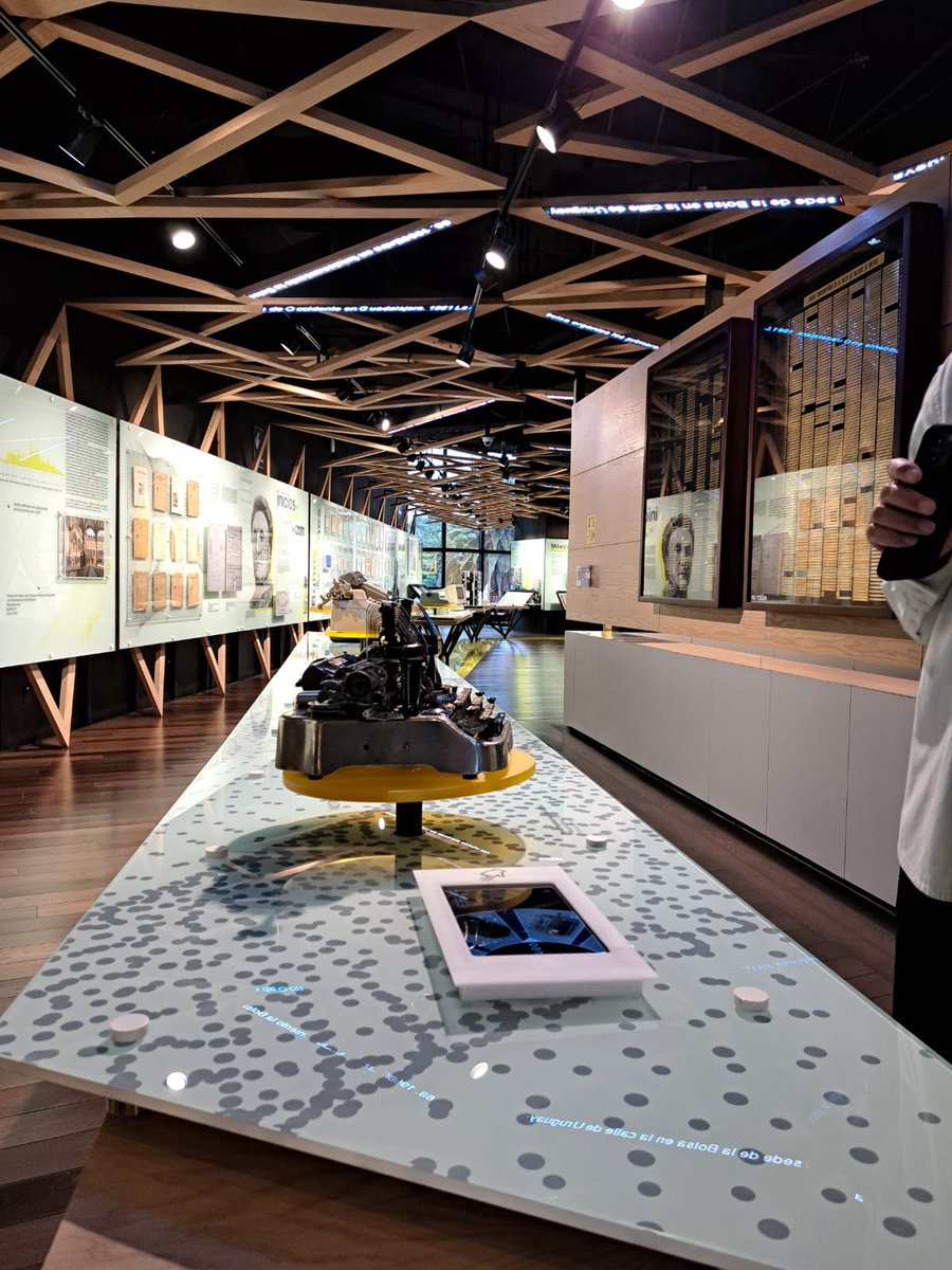 turismocdmx's tweet photo. ¿Sabías que la Bolsa Mexicana de Valores tiene  130 años de historia?👀

Sumérgete en el fascinante mundo de las finanzas y explora cómo la tecnología ha transformado las operaciones bursátiles.📈

¡Visita el MUBO, Museo de la BMV en la CDMX!✨

#TurismoCDMX https://t.co/ob0q6gdf0Z