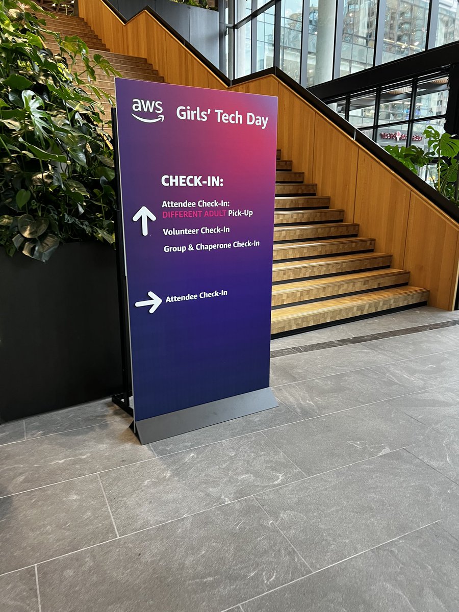 RipponMiddle's tweet image. Today more than twenty girls from Rippon traveled to the Amazon HQ2 in Arlington for their Girls Tech day. Students participated in a variety of interactive workshops, learned about STEM careers, and most importantly, had fun. 

 #AWSGIRLSTECHDAY