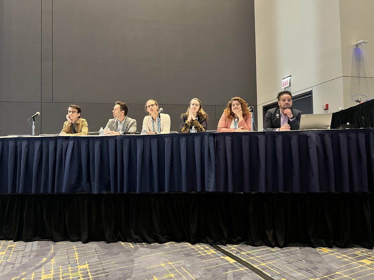Such sophisticated studies presented by these young speakers💯👏🏽We learned that NPY calms the LC, C1 adrenaline make anxiety exacerbate LC stress responses, female LC responds more than males to a stressor, pupil dilation is also affected by serotonin, &amp; abt prediction and smell!