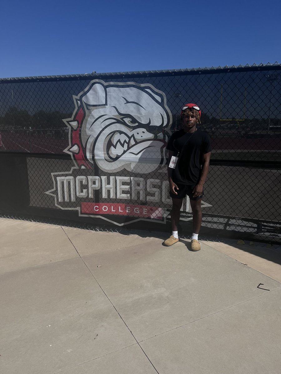 Marshall Williams (@marshal44405189) on Twitter photo Had a good time watching the Bulldogs win today. <a href="/MACBulldogsFB/">McPherson Football</a> <a href="/CoachLeppke/">Mitch Leppke</a> <a href="/MosleyDolphinFB/">Mosley Football</a> <a href="/MosleyFBrecruit/">MosleyFBRecruiting</a> Had a good time watching the Bulldogs win today. <a href="/MACBulldogsFB/">McPherson Football</a> <a href="/CoachLeppke/">Mitch Leppke</a> <a href="/MosleyDolphinFB/">Mosley Football</a> <a href="/MosleyFBrecruit/">MosleyFBRecruiting</a>