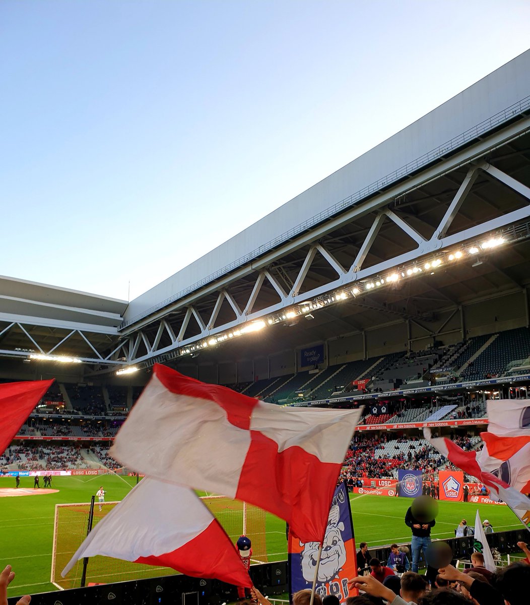 Sam_Kski's tweet photo. Lille ! https://t.co/81BozfojSF