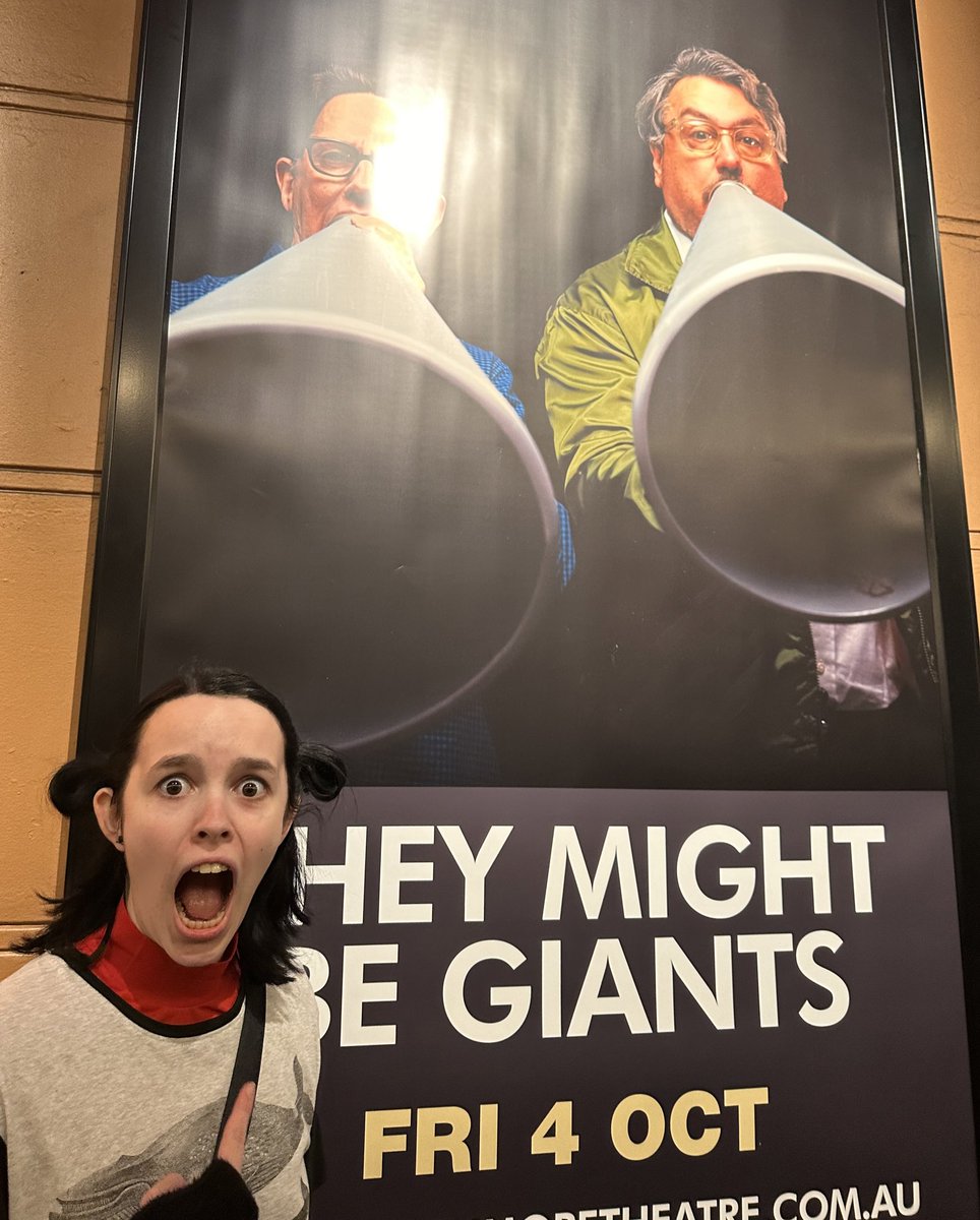 venonnatt's tweet photo. THEY MIGHT BE GIANTS NIGHT ONE ‼️ https://t.co/ooYCtKZ8vw