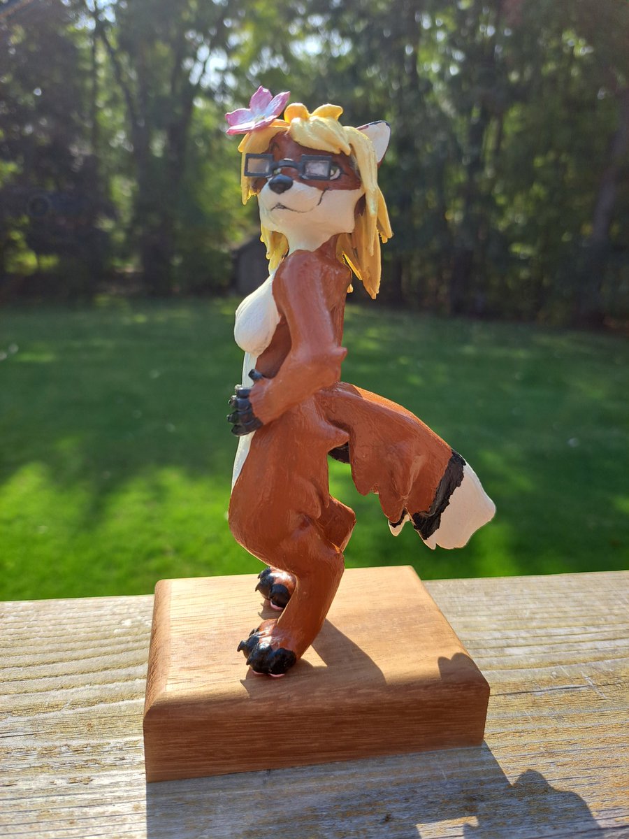 Another figurine sent out to their home! Learned a lot about glasses fitting on this one.