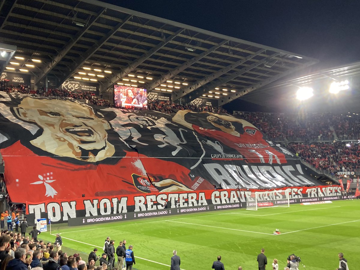 Nouvelle défaite. 1ere MT trop faible, et les 2 buts… 😳 On a un problème avec les CPA ? Techniquement, c pauvre. 2e MT de meilleure niveau. Le #SRFC méritait d’égaliser. Bon match de Faye. Bonne entrée de Jota. Mandanda très moyen. La saison ne va pas être simple… #SRFCASM