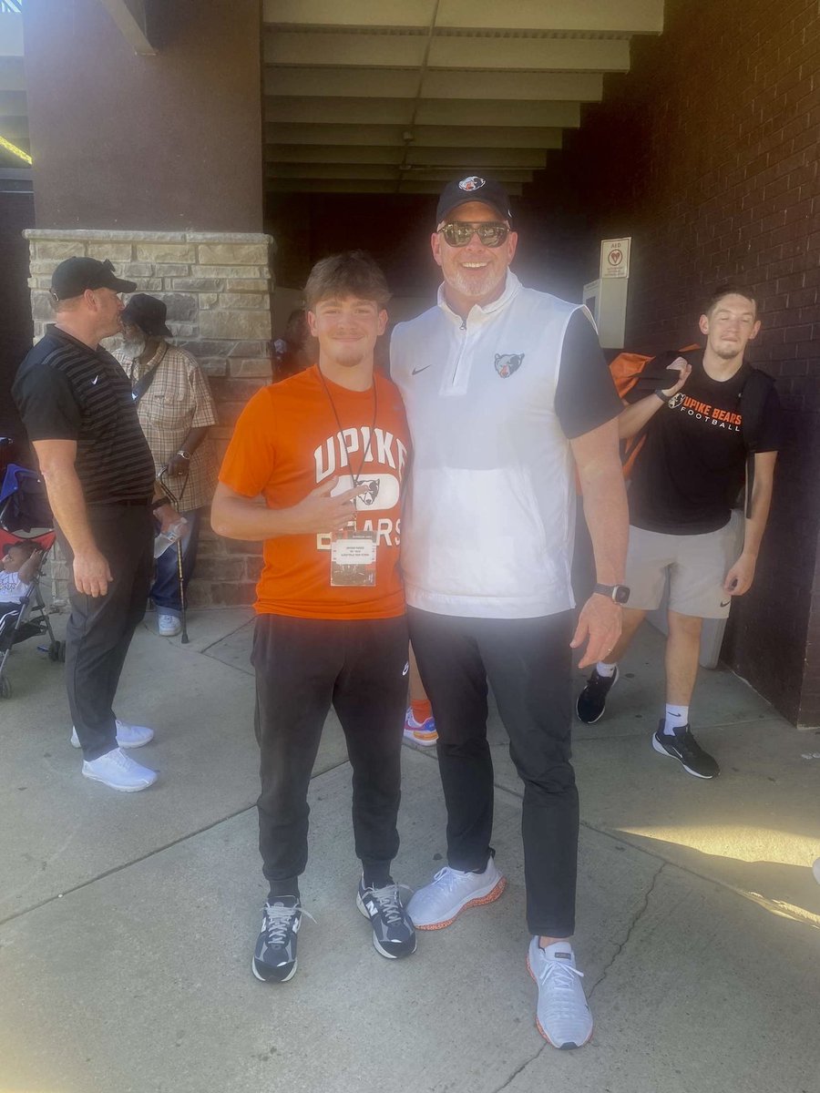 Bryson Parker tweet media