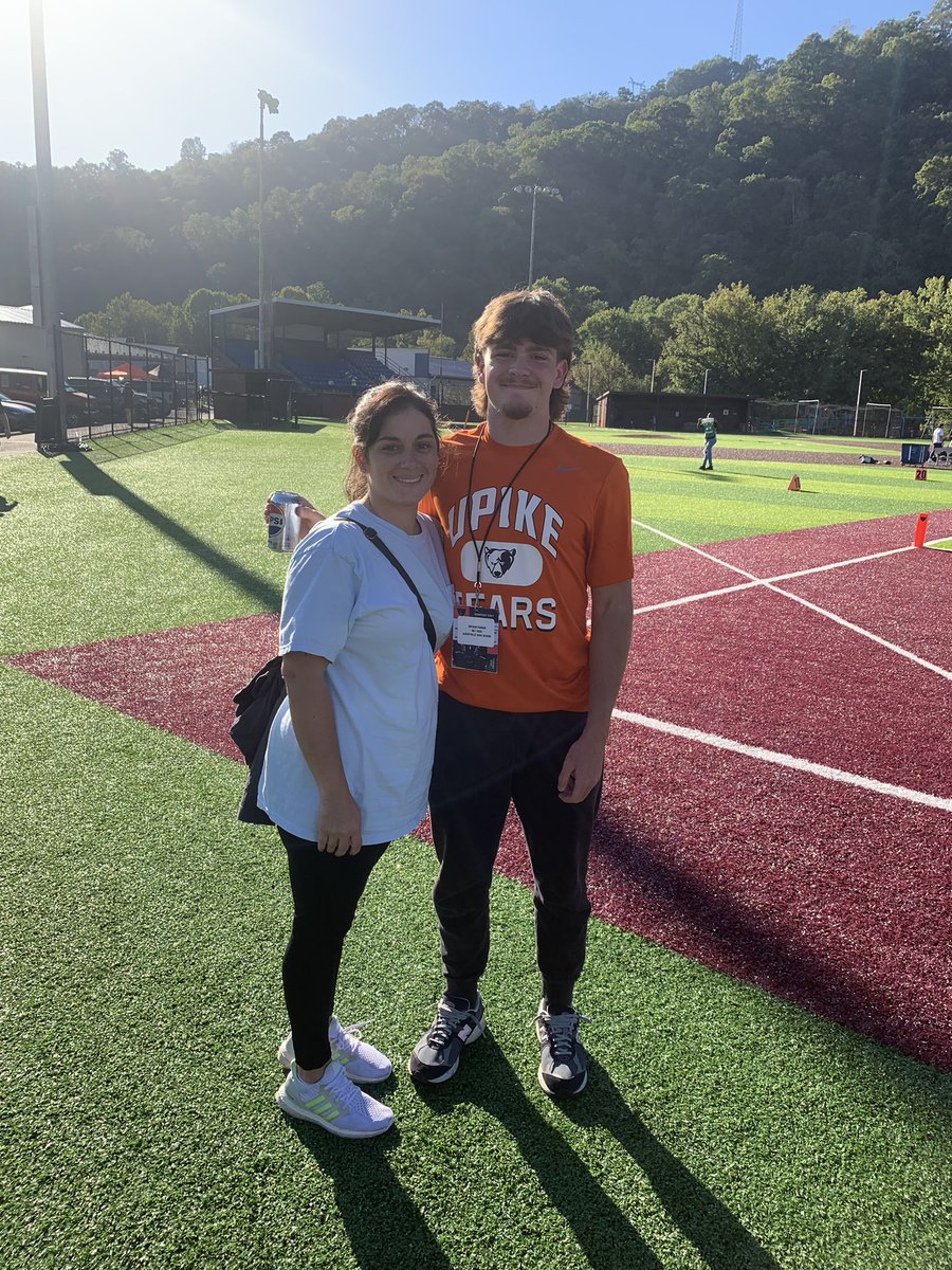 Bryson Parker tweet media