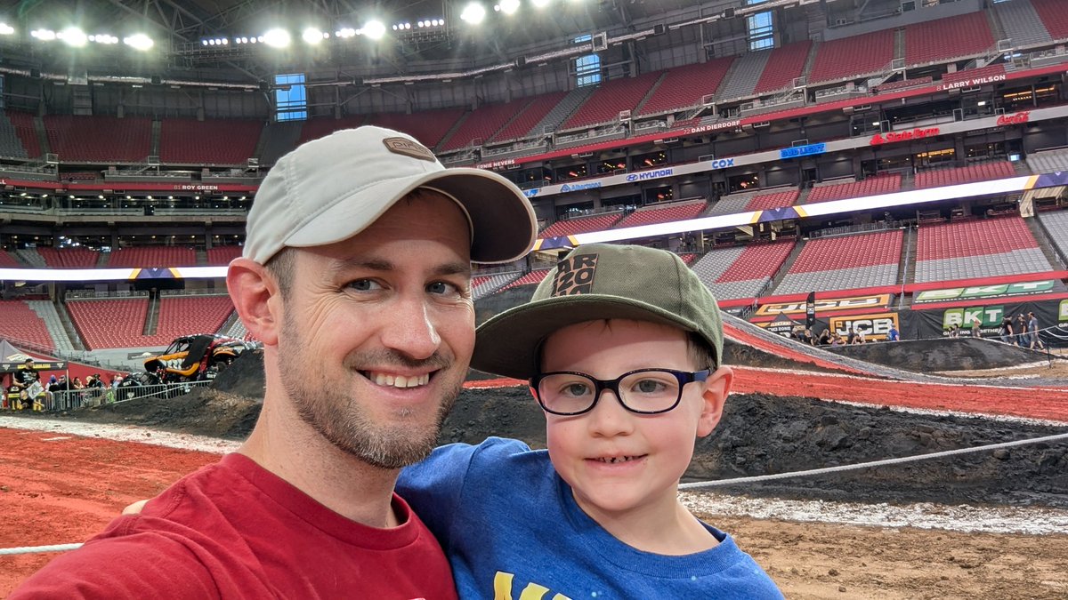 Angrypants24's tweet photo. #monsterjam https://t.co/KfutHlQZ3J