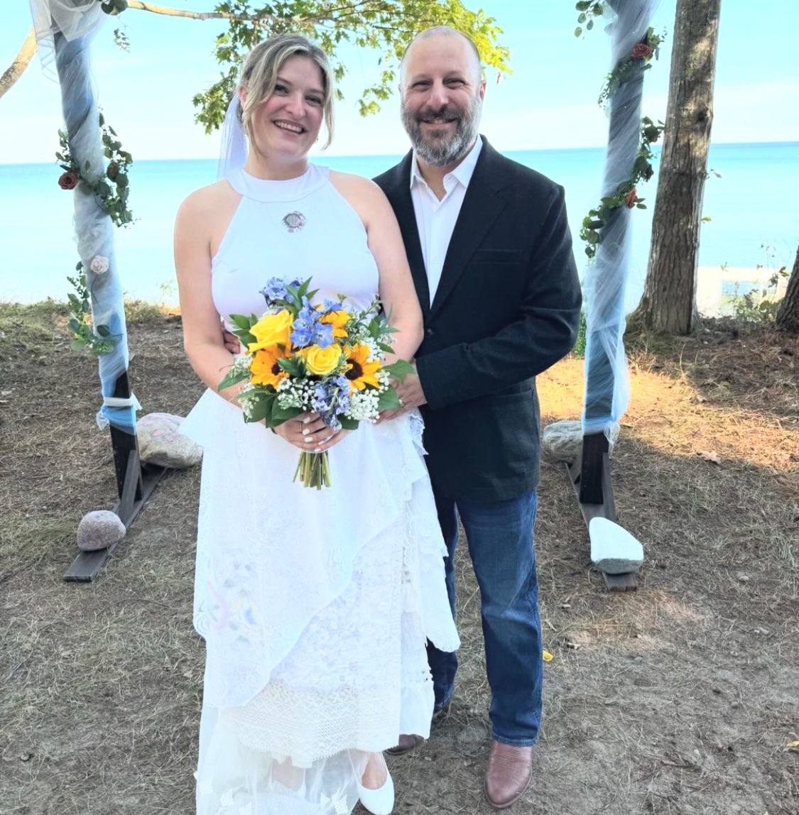 Daryl Apparyl tweet media