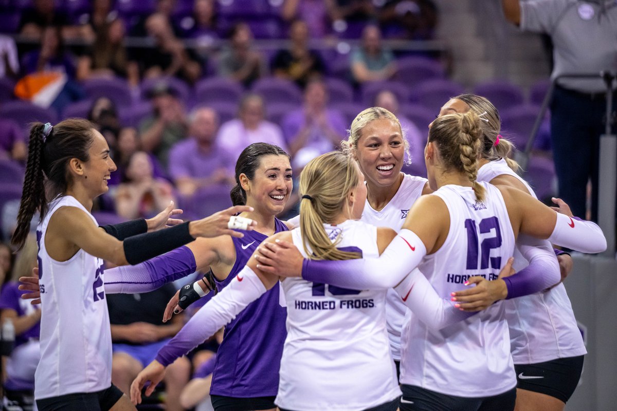 you don't want to miss this one

No. 22 TCU vs. No. 14 Baylor tomorrow at 2 pm 😈

#gofrogs