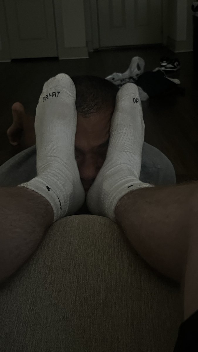 MasterxCaine's tweet photo. my new good boy couldn’t say thank you enough.

DM’s are open for Customs, Skypes, Drains, &amp; Meets. Be prepared to tribute if you are serious.

#alpha #cashmaster #feetworshi̇p #findom https://t.co/qriHNcZthh