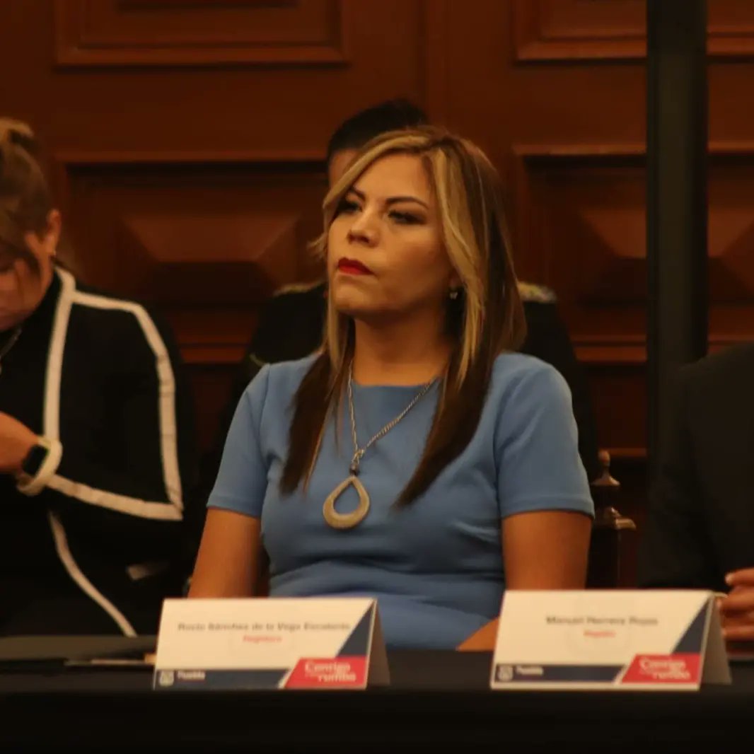 RocioSanchezdlv's tweet photo. Celebrando la Octava Sesión Pública y Solemne de Cabildo, me complace expresar mis felicitaciones al Presidente Adán Domínguez Sánchez por los logros alcanzados durante su gestión. https://t.co/cP8S1mxxdV