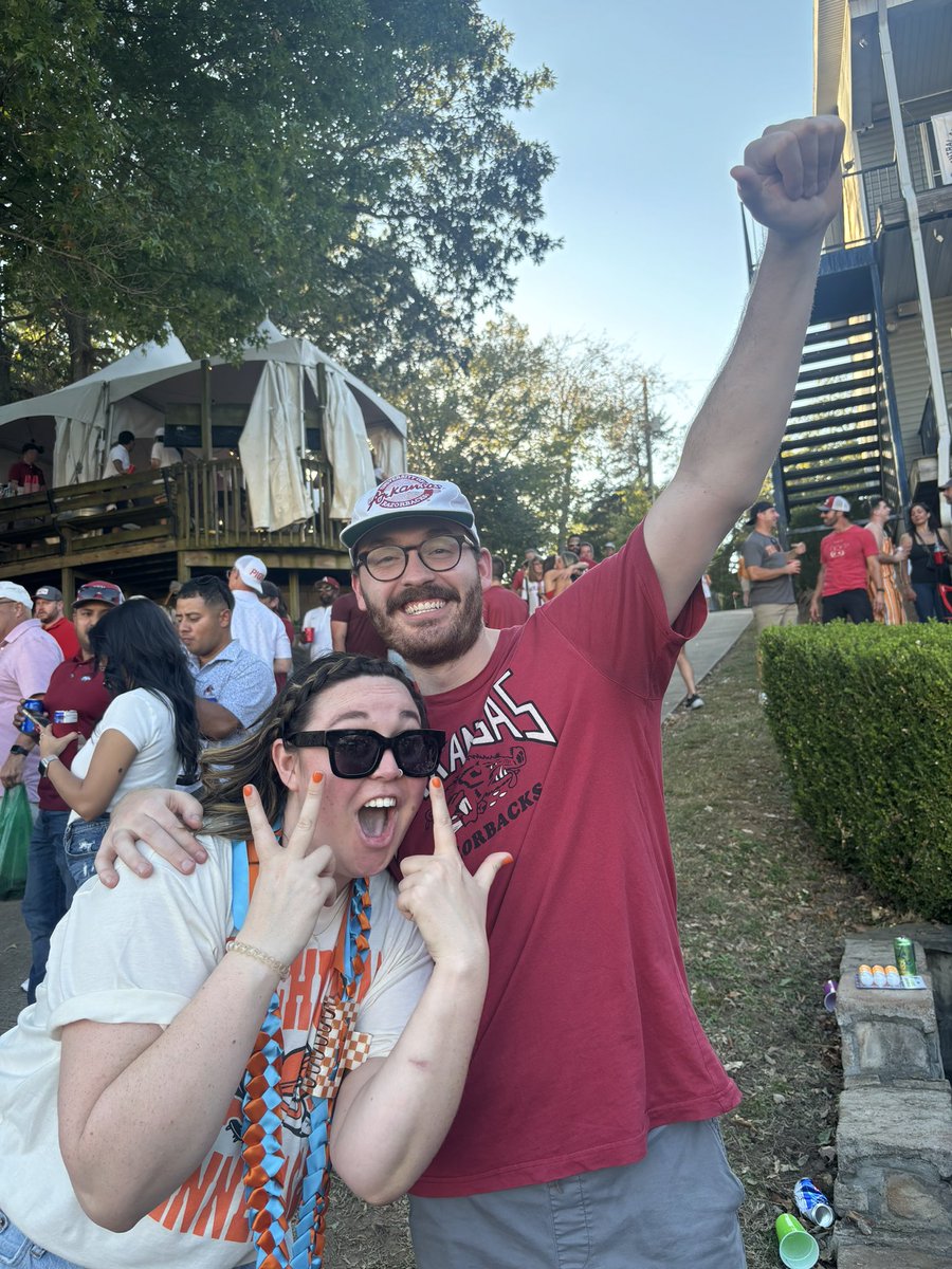Every once in a while, CFB causes some family rivalries. 

I might be a Razorback now but we can't every forget that since I was a Volunteer first, I'm a Vol for Life 😎