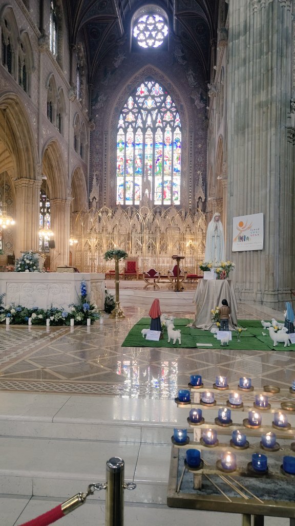 MathPig_'s tweet image. Had a great day today spent with my &quot;religious friend&quot; had a good conversation and fabulous food. Was nice to walk about the Cathedral and chat . 
#Touchingrass and Building Bridges