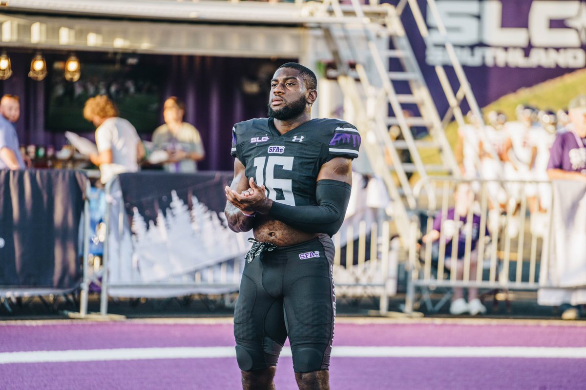 SFA_Football's tweet photo. For Cally #CB16

#AxeEm x #EastTexasTough https://t.co/8luyzpjUvW