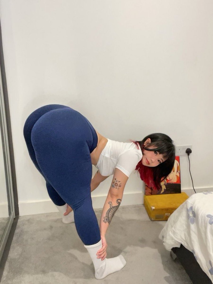 AzulaOnMain's tweet photo. Biig stretch https://t.co/Flxhuh5Yew