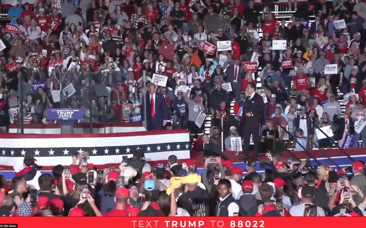 kage_jay's tweet photo. Hey #Commiela, I've been watching for five hours, and I haven't' seen one person leave yet! #KamalaLies
https://t.co/zcNz62b8fX
#VoteTrumpToSaveAmerica
#VoteTrumpVance
#SwampTheVote
#Pennsylvania
#ButlerPA https://t.co/usq6DATtoT