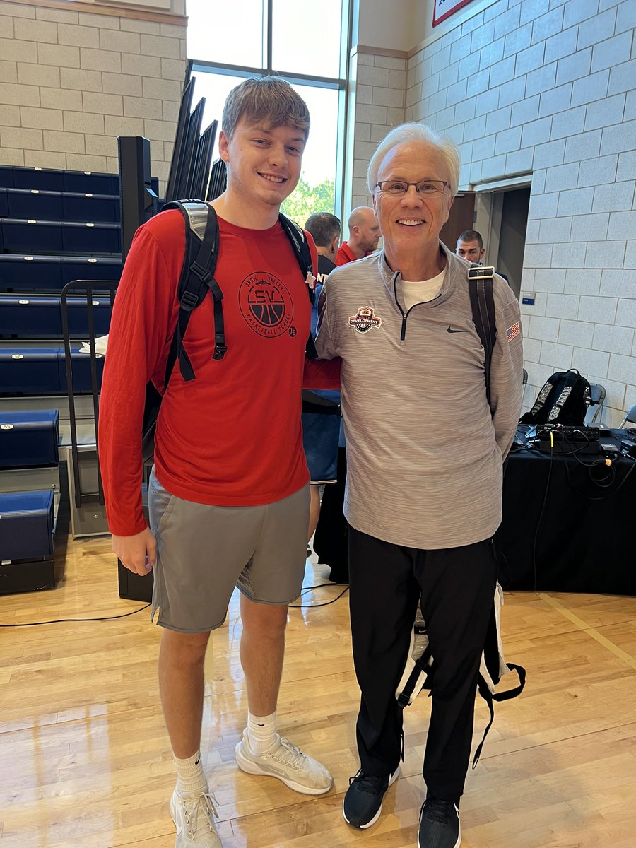 josh_dietrich03's tweet image. Great day learning from the best in the game! @dshow23 @kevineastman