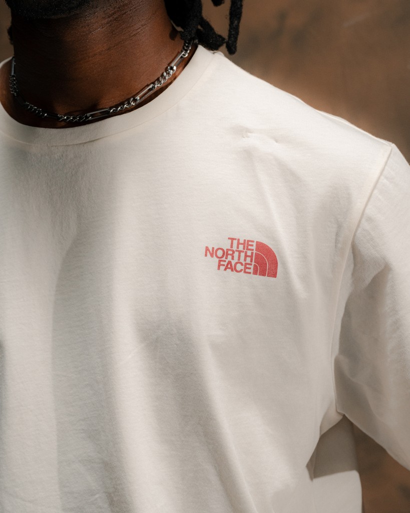 AFEWSTORE's tweet image. SHOP LINK ➡️ l8r.it/HNuo

Driven by discovery! The North Face Topographic Tee is your perfect companion for outdoor adventures.

#NeverStopExploring #TheNorthFace #TopographicTee #AdventureAwaits