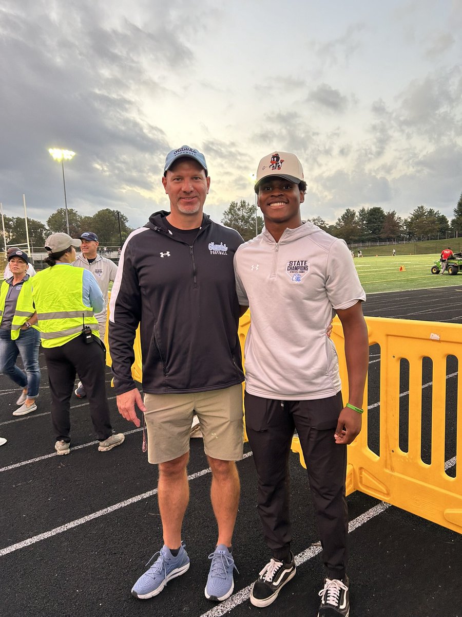 Tom Gruneberg tweet media