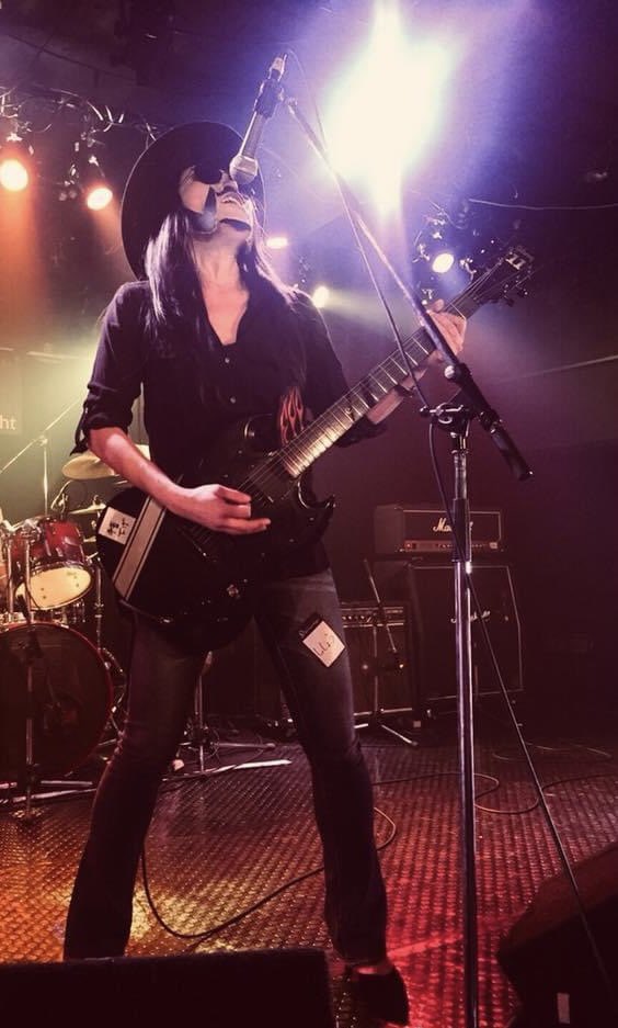METALyukie's tweet photo. いつもMETALスナック雪江をご愛顧頂きまして誠にありがとうございます❣️

フォロワー様が㊗️3000人様🥹
本当にありがとうございます❣️

感謝の気持ちをお伝えしたく
7日〜9日の3日間
🍺又はレミー割り🥃���
サービスさせて頂きます❣️
素敵なご縁本当にありがとうございます❣️ https://t.co/bdGd0I34P1